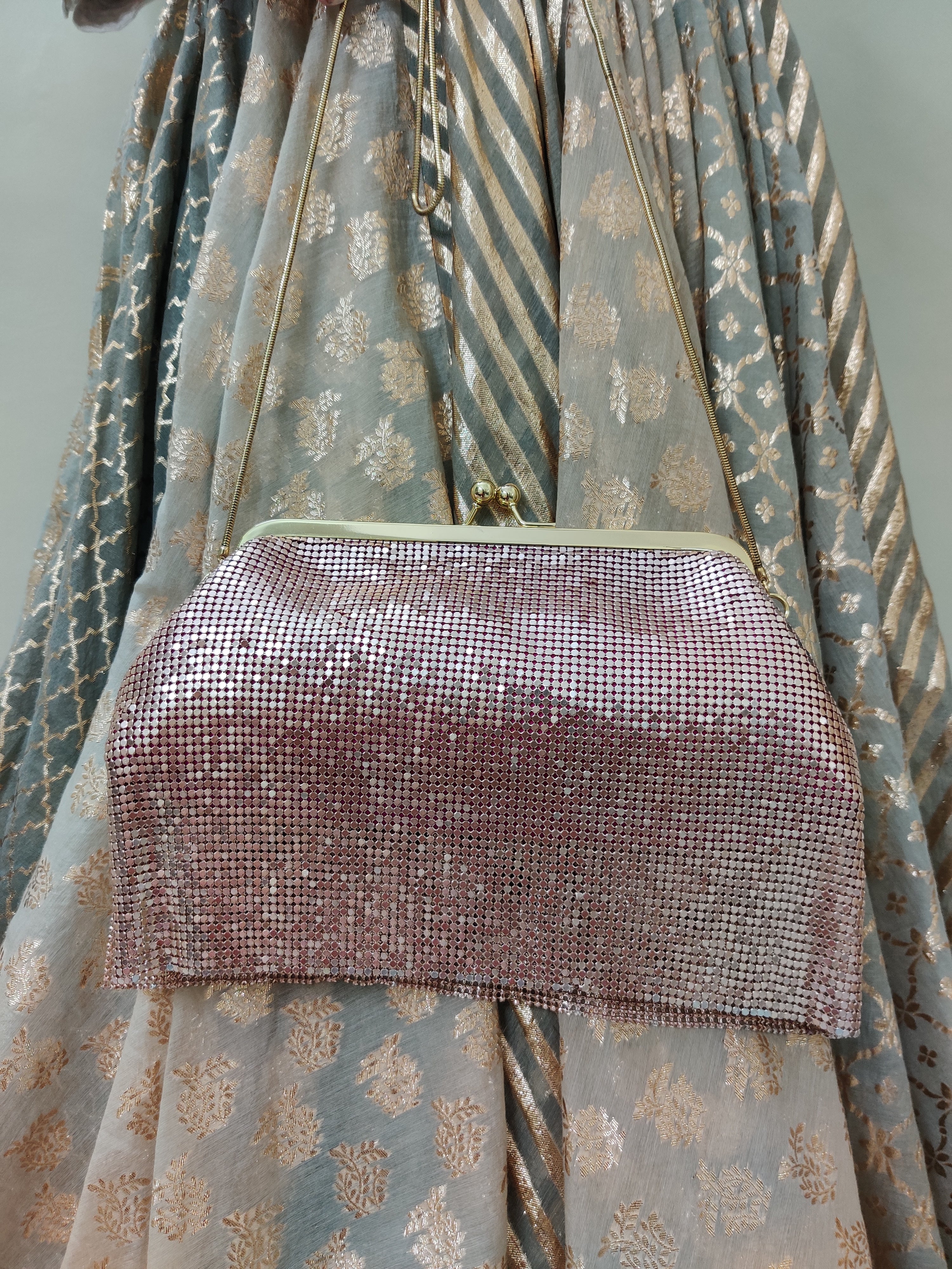 JEWEL CLUTCH