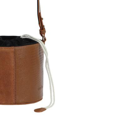 PHOEBE BUCKET BAG
