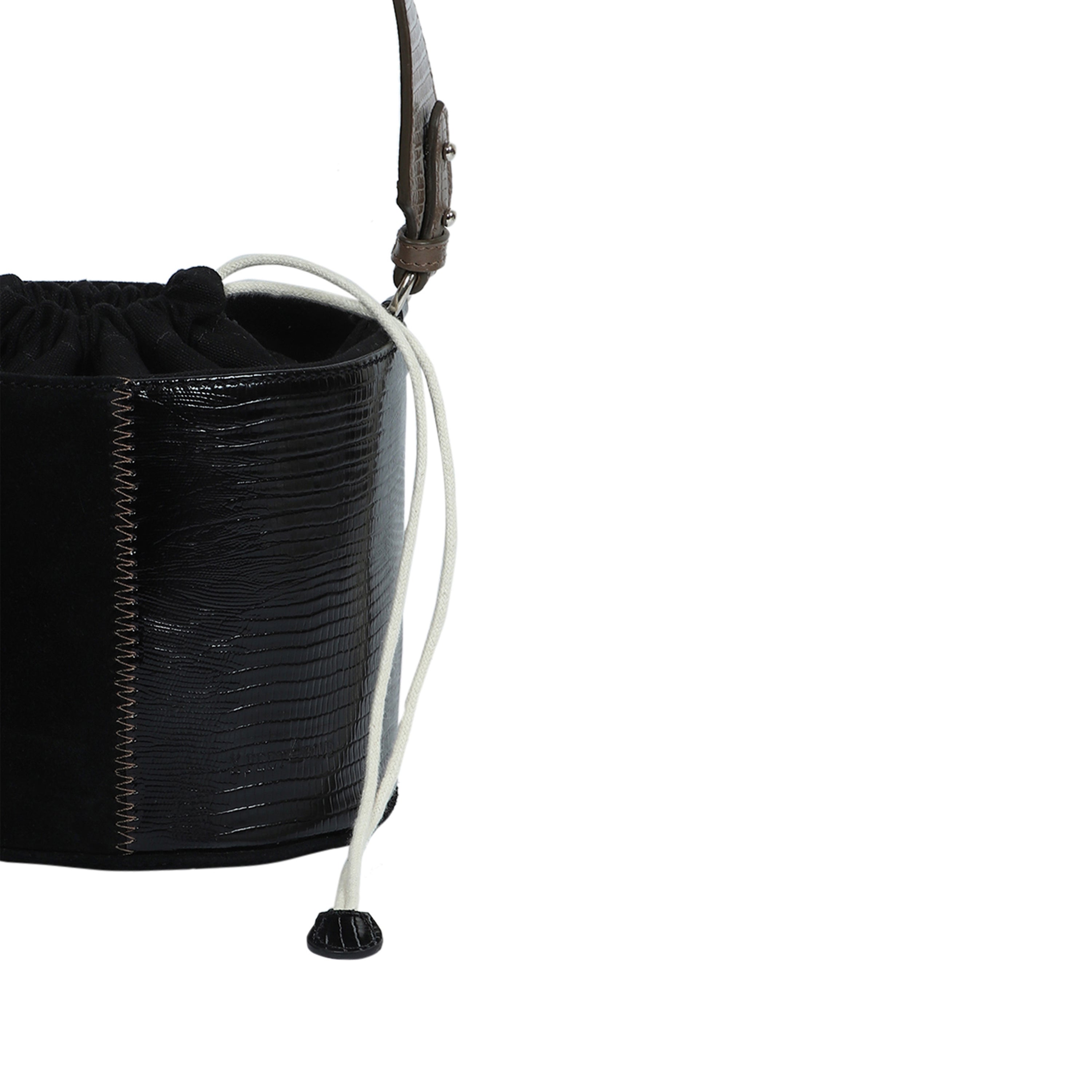 PHOEBE BUCKET BAG