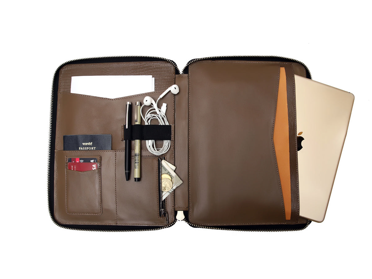 FINLAY ORGANIZER